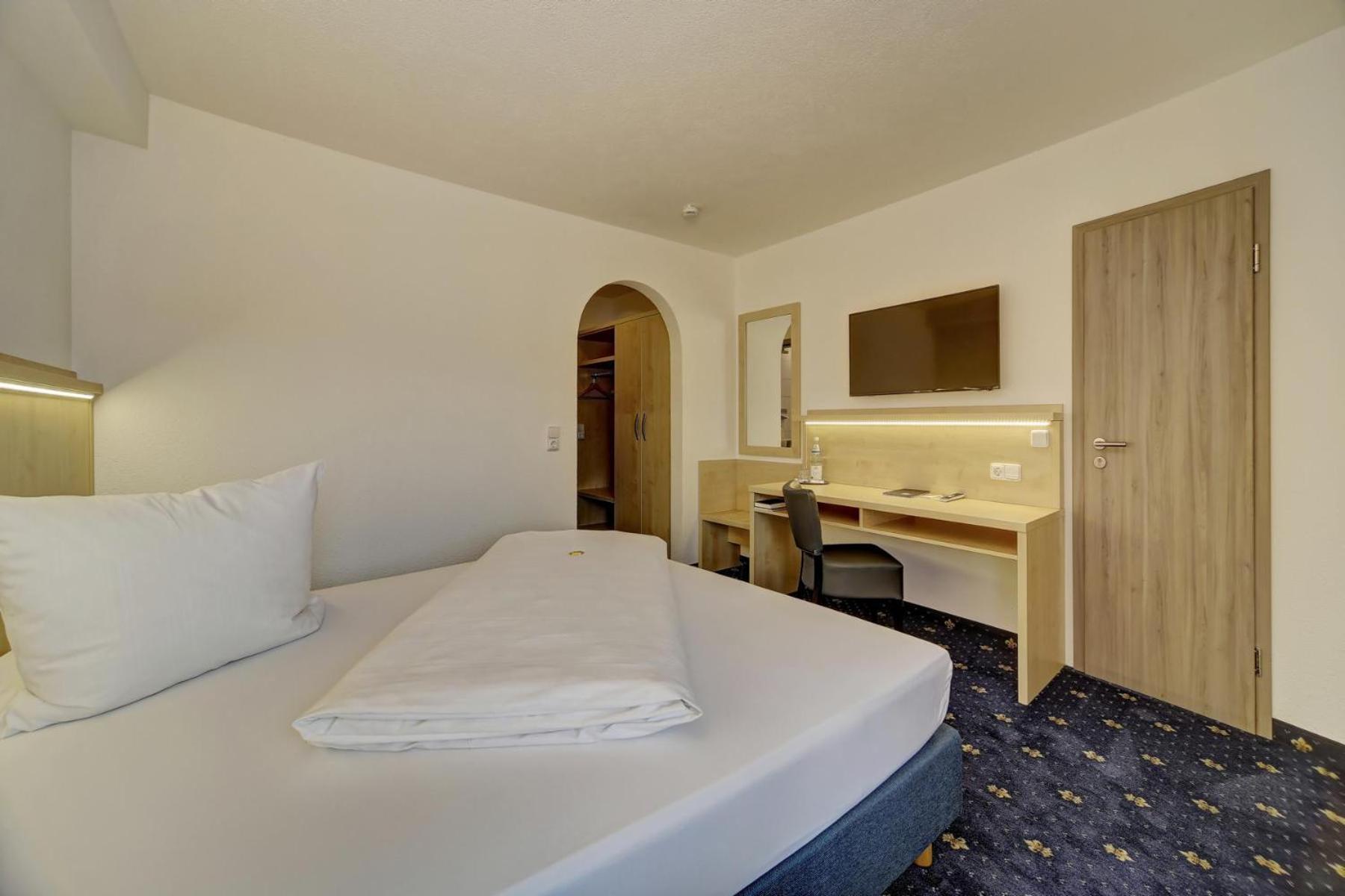 Hotel Post Weiden in der Oberpfalz ภายนอก รูปภาพ