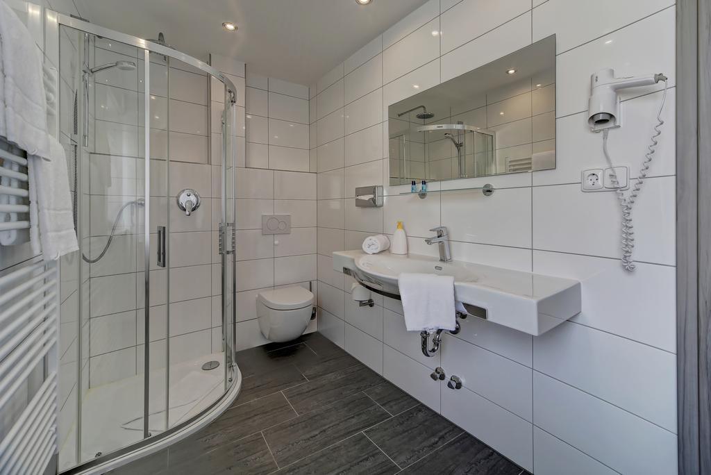 Hotel Post Weiden in der Oberpfalz ภายนอก รูปภาพ