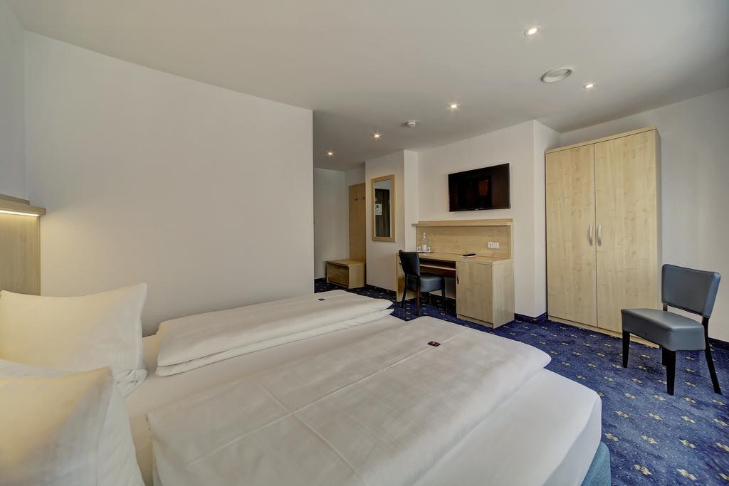 Hotel Post Weiden in der Oberpfalz ภายนอก รูปภาพ
