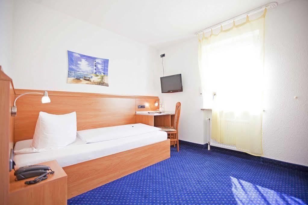 Hotel Post Weiden in der Oberpfalz ภายนอก รูปภาพ
